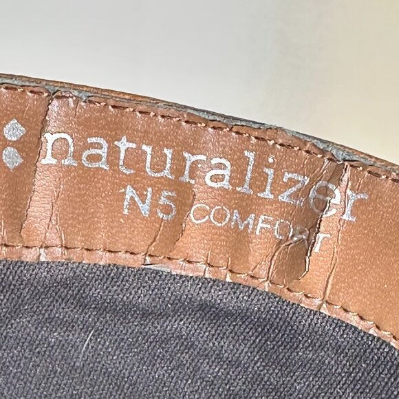 WOMEN'S BROWN LEATHER BOOTS SIZE 8 - Picture 10 of 16